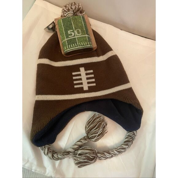 Wembley Tailgate Cold Weather Football Beanie with Flask One Size NWT - Picture 5 of 10